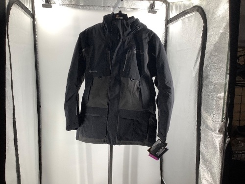 Guidewear,  GW Xtreme LT Parka, Black, Medium, Appears New - Lot 543
