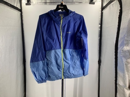 Columbia, Womens Rain Jacket, Medium, Appears New - Lot 564