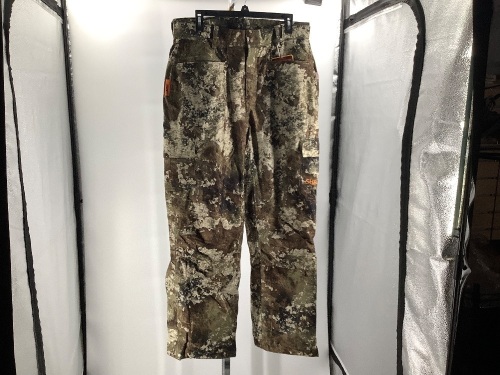 SHE OUTDOOR, Insulated waterproof pant,  Medium, Appears New - Lot 577