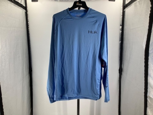 Huk, Pursuit American Pitch,  Large, Appears New - Lot 584
