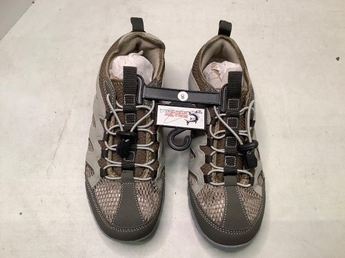 World Wide Sportsman Men's Shoes, 8, Appears New - Lot 621