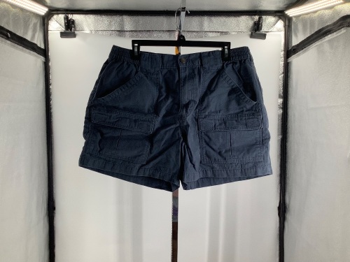 Red Head Men's Shorts, 38, Appears New - Lot 596