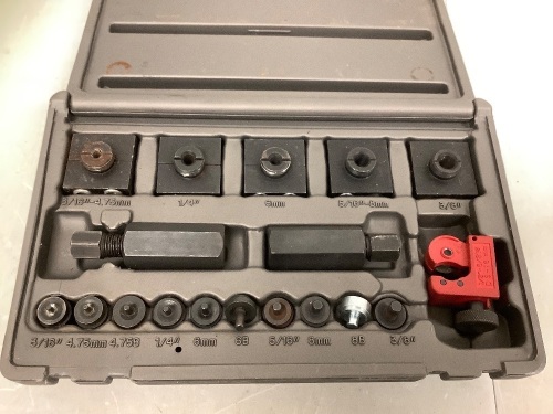 Master Inline Flaring Tool, E-Commerce Return - Lot 551