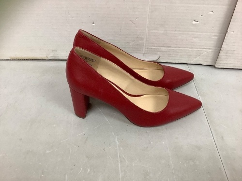 Women's Heels, 6.5, E-Commerce Return - Lot 690