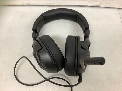 Wired Headset, E-Commerce Return - Lot 684