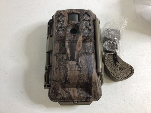 2 Moultrie XV-6000 Trail Camera, E-Commerce Return  - Lot 779
