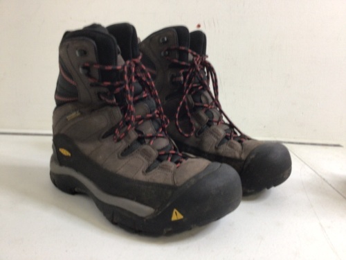 Keen Hiking Boots, Size 8.5, E-Commerce Return - Lot 782