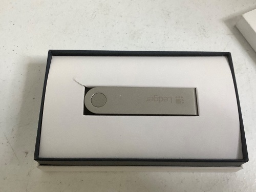 Nano X Bluetooth-Enabled Hardware Wallet, Untested, E-Commerce Return - Lot 140