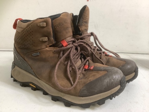 Merrell Hiking Boots For Men, Size 9.5, E-commerce Return - Lot 144