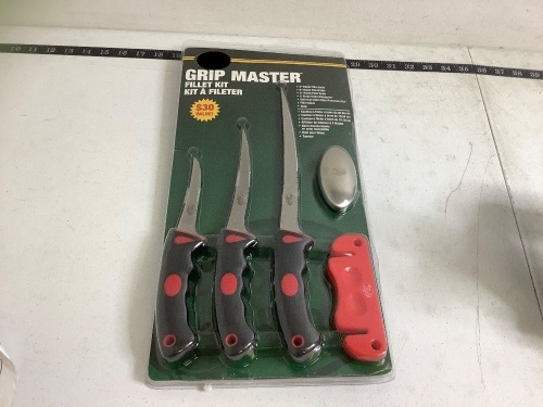 Grip Master Fillet Kit, E-Commerce Return - Lot 645