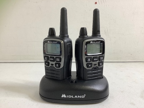 Midland 2-Way Radios, Powers Up, E-Commerce Return - Lot 652