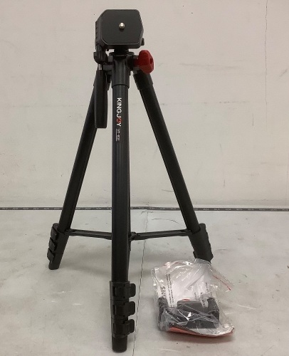 KINGJOY VT-831 Portable Camere Tripod Stand, E-Commerce Return - Lot 480