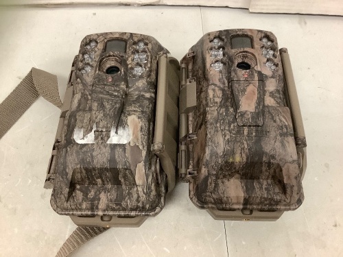 Lot of (2) Trail Cameras, Untested, E-Commerce Return - Lot 382
