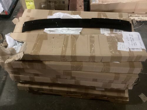 Lot of (20) Black Top Wings for 2010 Honda Accord. - Lot 176