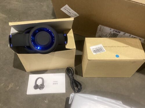Lot of (2) Noise Cancelling Bluetooth Headphones Wireless - Lot 700