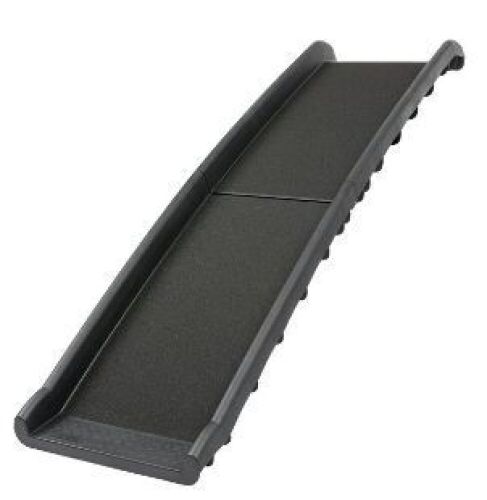 Folding Plastic Dog Ramp - Lot 1022