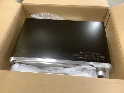 Premium Stainless Steel Toaster Oven - Lot 172