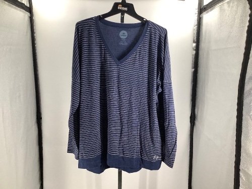 Life Is Good Women's Shirt, XL, Appears New - Lot 151