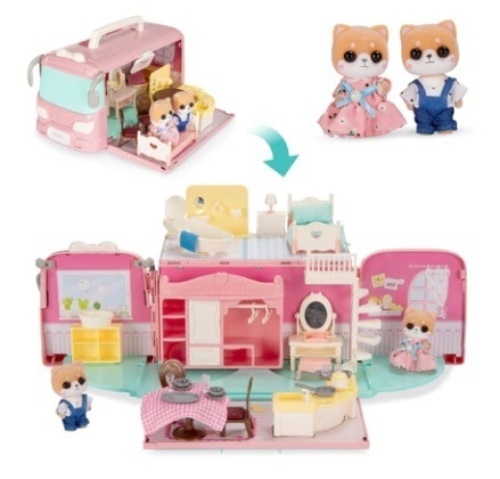 Camper Van Playset Pretend Play Dollhouse with Tiny Critters - Lot 416