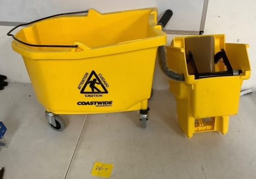 Coastwide Professinal Mop Bucket - Lot 3817