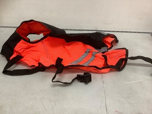 Upland Dog Vest, 30 Plus lbs, E-Commerce Return - Lot 778