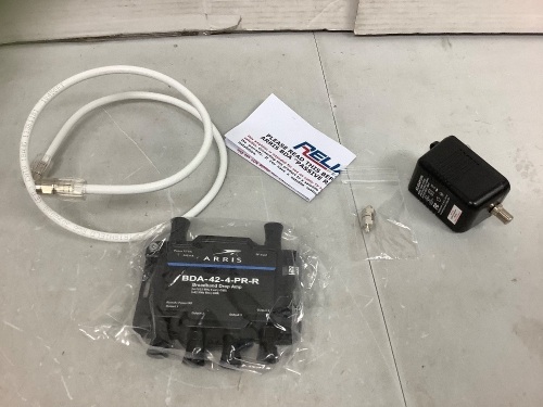 4-Port Amplifier Signal, E-Commerce Return - Lot 377