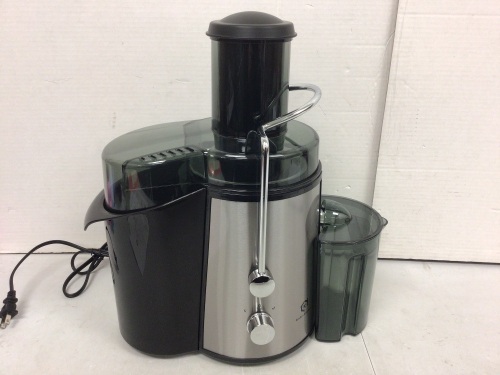Professional Juice Extractor, Powers Up, New - Lot 452