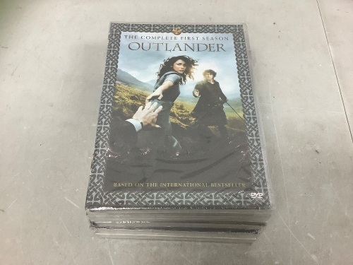 Outlander Complete Series, New - Lot 637