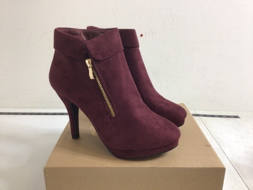 Women's Heels, 8.5, Appears New - Lot 920