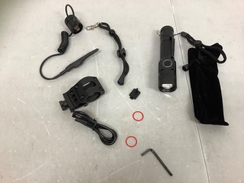 Nuur Tactical Flashlight, Powers Up, Appears New - Lot 429