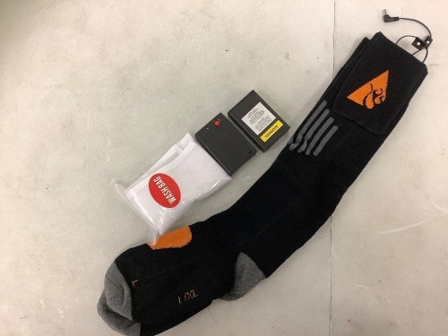 Unisex Wool Heated Socks, L/XL, Appears New - Lot 137