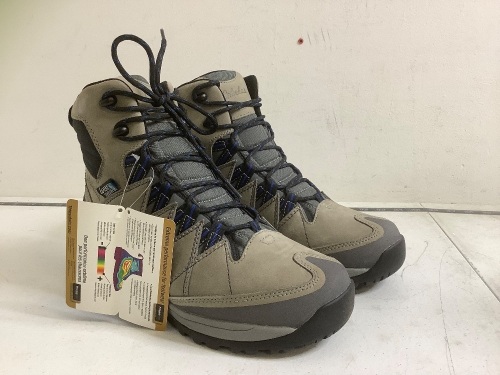 Hiking Boots, Size 9D, Appears New - Lot 306