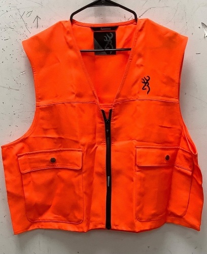 Browning Hunting Vest, M, Appears New - Lot 566