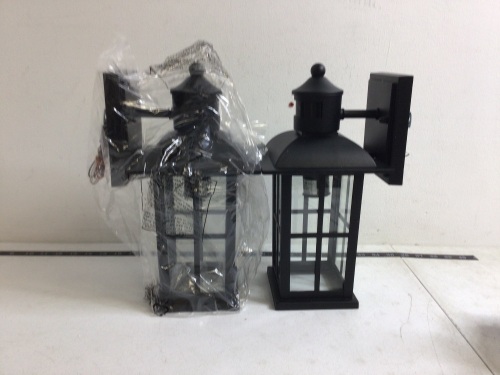 2pcs Light Fixture, Appears New - Lot 173