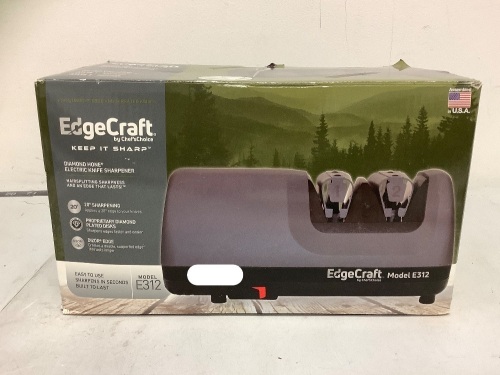 EdgeCraft Knife Sharpener, Powers Up, Appears New - Lot 383