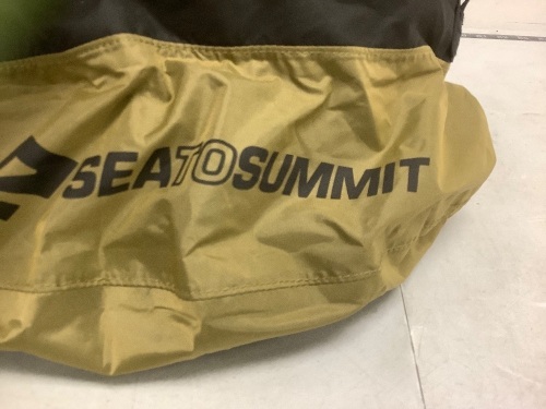 Seatosummit Kitchen Sink, E-Commerce Return - Lot 840