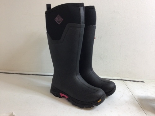 Women's Muck Boot, Size 8, Appears New - Lot 870