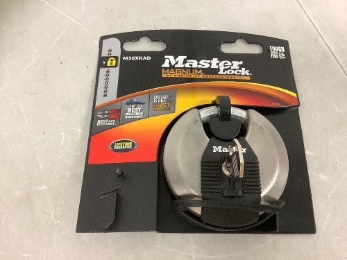 MasterLock Magnum Padlock, Appears New - Lot 516