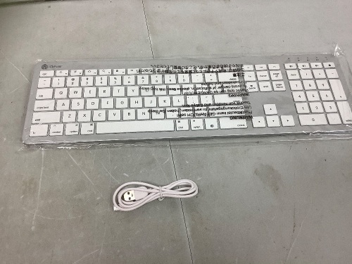 Rechargeable Slim Keyboard, Powers Up, Appears New - Lot 462