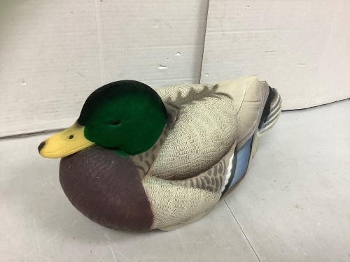 Duck Decoy, E-Commerce Retun - Lot 476
