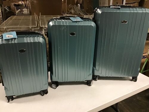Travel Joy Luggage Set, Spinner Wheels, 3 Piece, 28", 24", 20", Metallic Teal - Appears New with Minor Cosmetic Damage See Pics - Lot 312