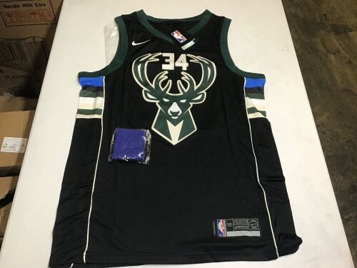 Men's Swingman Jersey Giannis Antetokounmpo Milwaukee Bucks #34, Size L - Appears New  - Lot 476