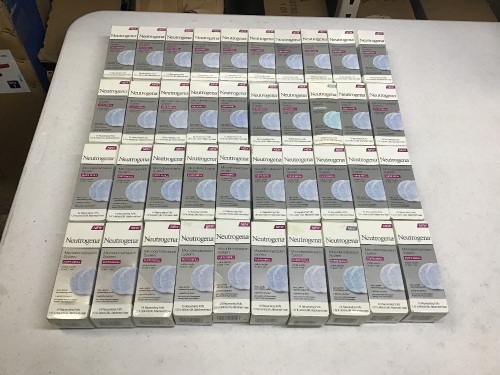 Lot of (40) New 24-Packs of Neutrogena Microdermabrasion System Puff Refills - Lot 619