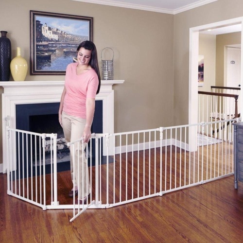 North States 3 in 1 Metal Superyard: 144" long extra wide baby gate, barrier or play yard. Appears New - Lot 654