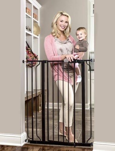 Regalo Easy Step Extra Tall Walk Thru Baby Gate - Lot 677