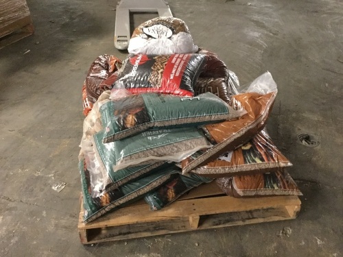 Pallet of Pellet Grill Pellets. SEE PICTURES. Mostly Traeger - Lot 43