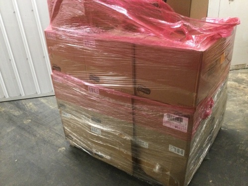 Pallet of (20) Cases of Lay's Classic Potato Chips, 1.5 oz (20 bags per pack). Best by Dec. 1 - Lot 100