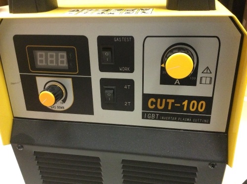 CUT-100 IGBT Inverter Plasma Cutting Machine - E-Comm Return, Unknown Condition - Lot 79