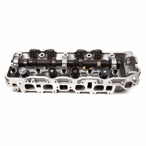 VEVOR Complete Cylinder Head for 85-95 Toyota 22R 22RE 22RE 2.4L SOHC Pickup - Appears New  - Lot 126