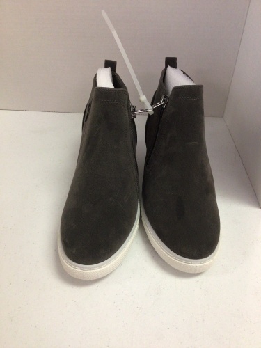 Natural Reflections Drew Boots for Ladies, Size 9, Appears New - Lot 198